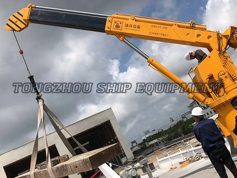 Ship Deck and Offshore Cranes